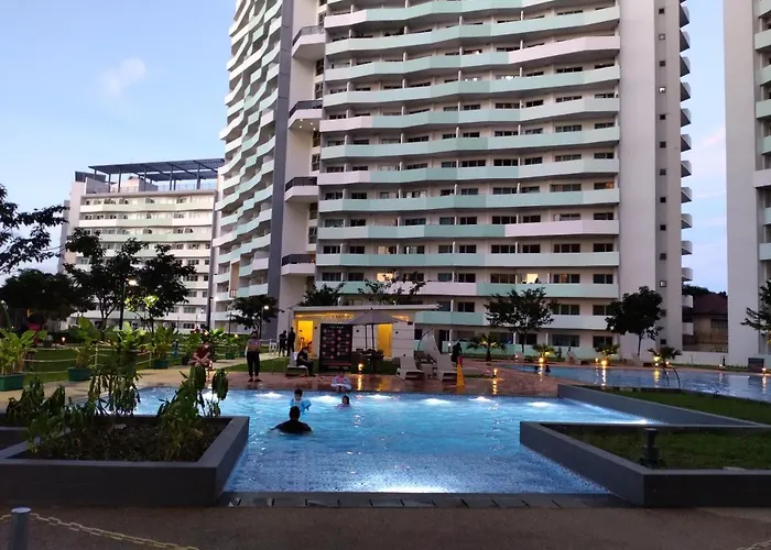 The Residences At Commonwealth Aparthotel Manila